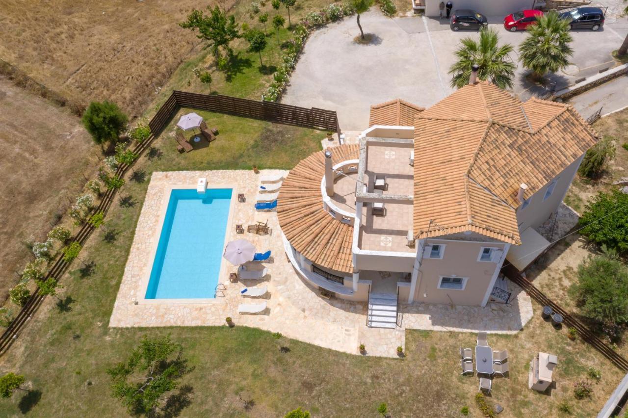 Buena Vista Villa Ambelokipoi  Buitenkant foto